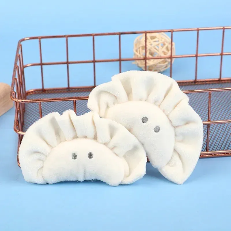 🍥 Adorable Dumpling Plush Keychain 🌟 Soft & Cuddly Bag Buddy for Food Lovers! 🎒✨