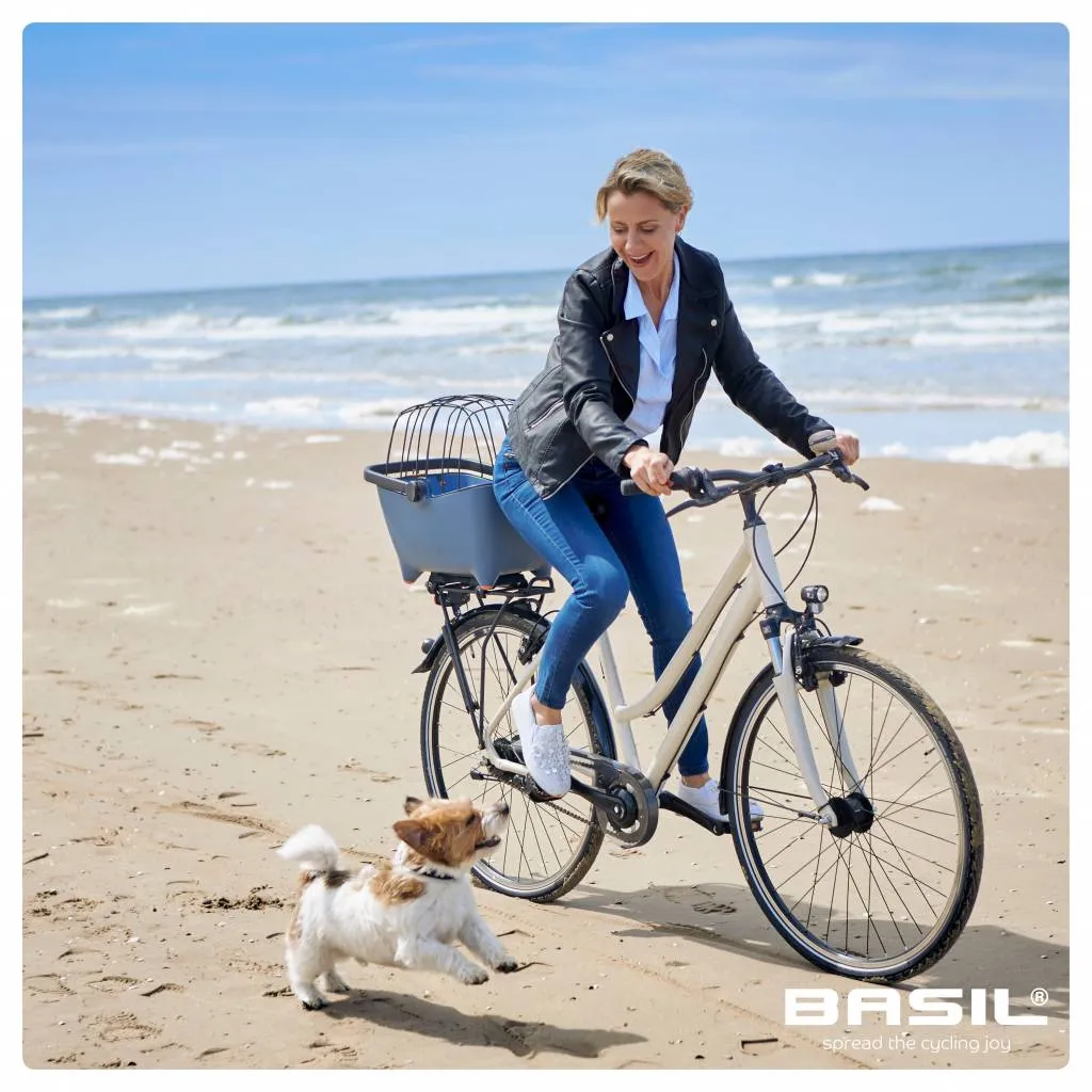 Basil Buddy Dog Basket