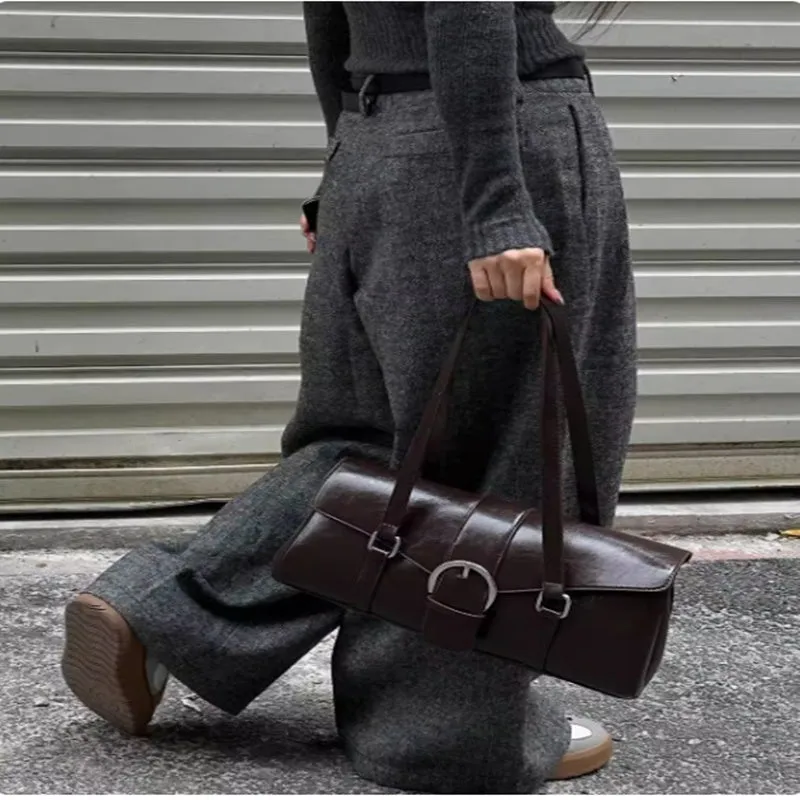 Ladies' One Shoulder Vintage Baguette Tube Handbag