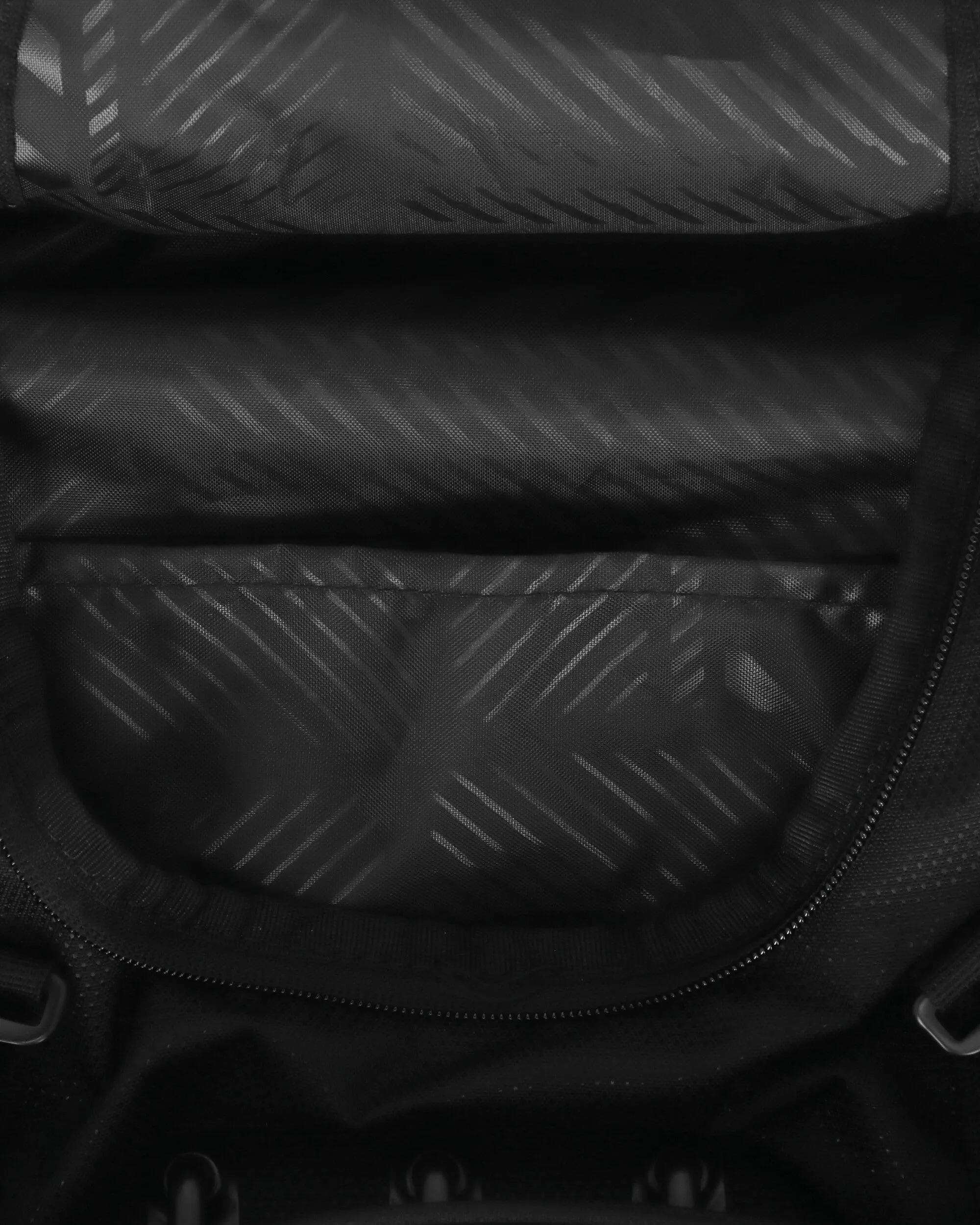 Reserve Bathroom Sink Rc Backpack Black