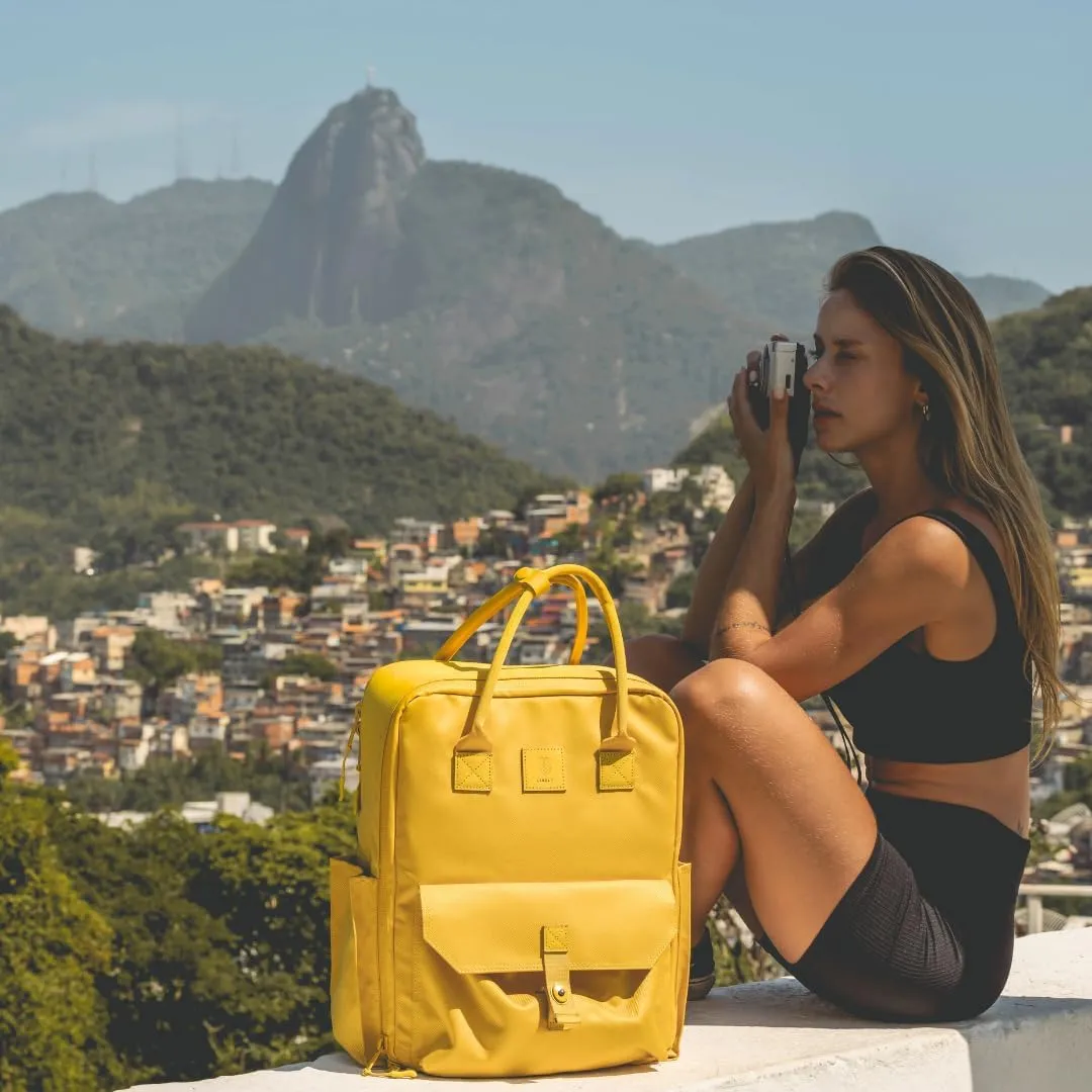 Sierra Camera Backpack: A Modern & Travel-friendly Photography Backpack Compatible With Both 18in Laptop & All Camera Gear 24L (Apen-Gold)