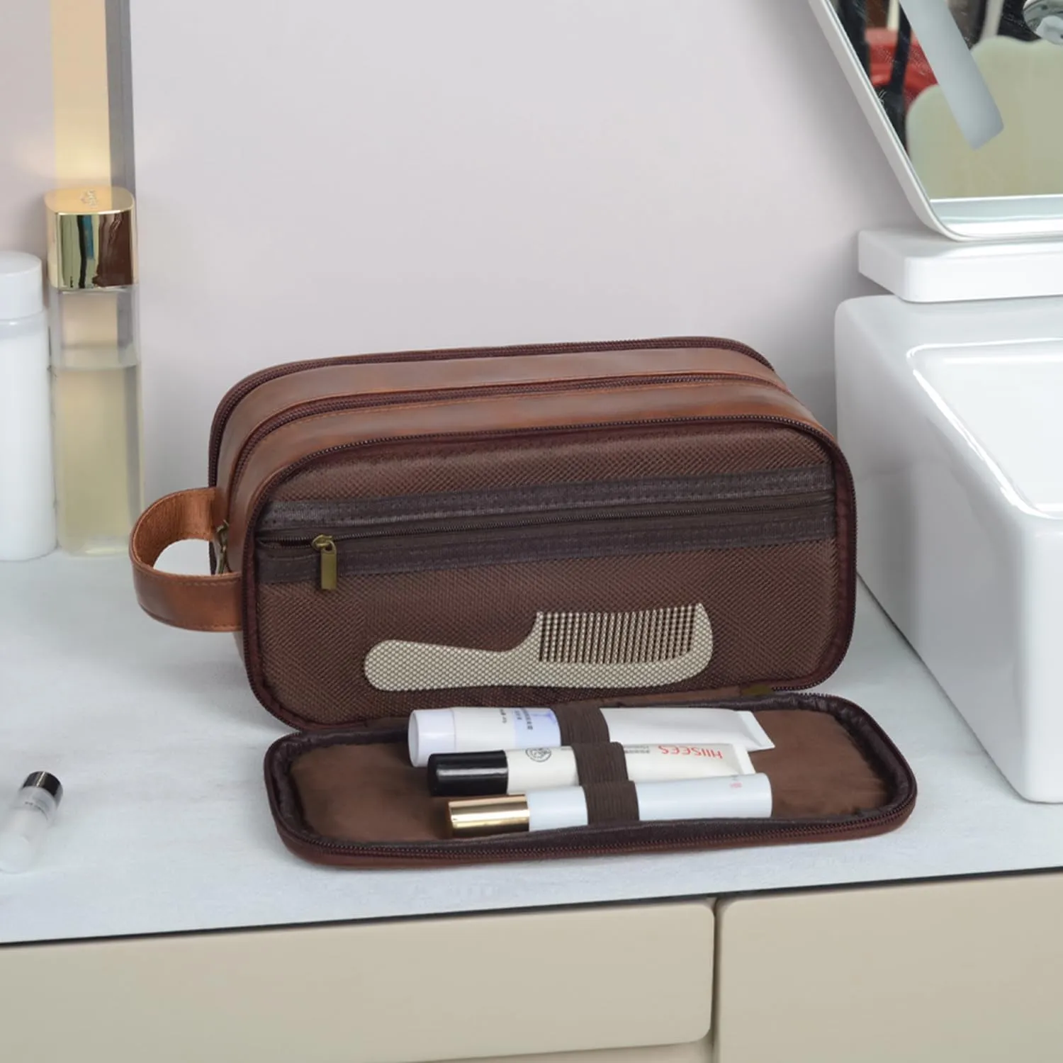 Travel Toiletry Bag for Men Personalized Leather Dopp Kit Bathroom Toiletries Organizer Cosmetic Bags with Side Handle